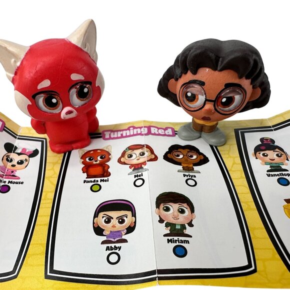 Disney Doorables Pixar TURNING RED Panda Mei & Priya Set of 2 Series 8 Rare NEW - Picture 3 of 12